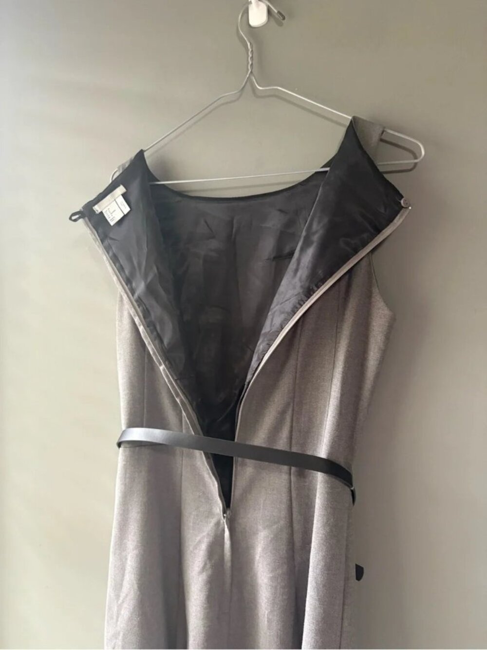 H&M Gray Fit & Flare Sleeveless Belted Dress Size 8 - Picture 4 of 8